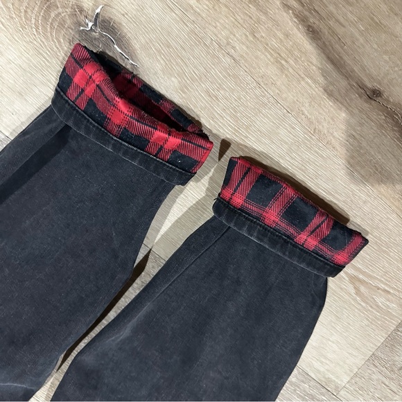 Judy Blue size 14W buffalo plaid jeans - Picture 4 of 6